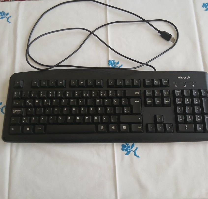 Microsoft Siyah Kablolu Klavye - Görsel 4