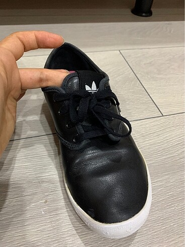 Adidas ayakkabı