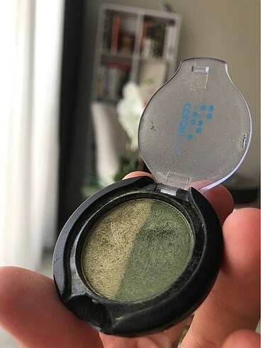 Avon Tekli far paleti
