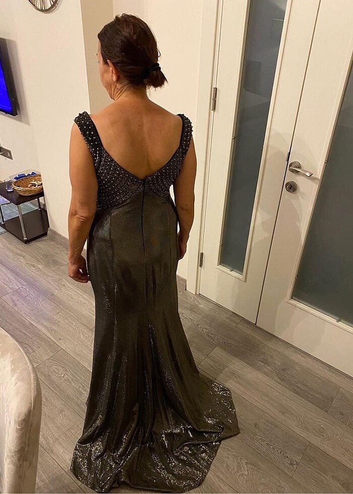 Şık abiye elbise - Görsel 3