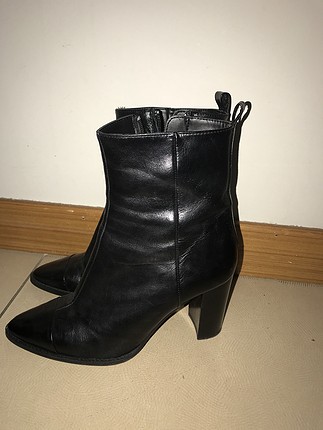 Zara siyah bot