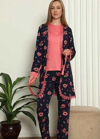 xl Beden Alimer Kutulu Pijama Takımı