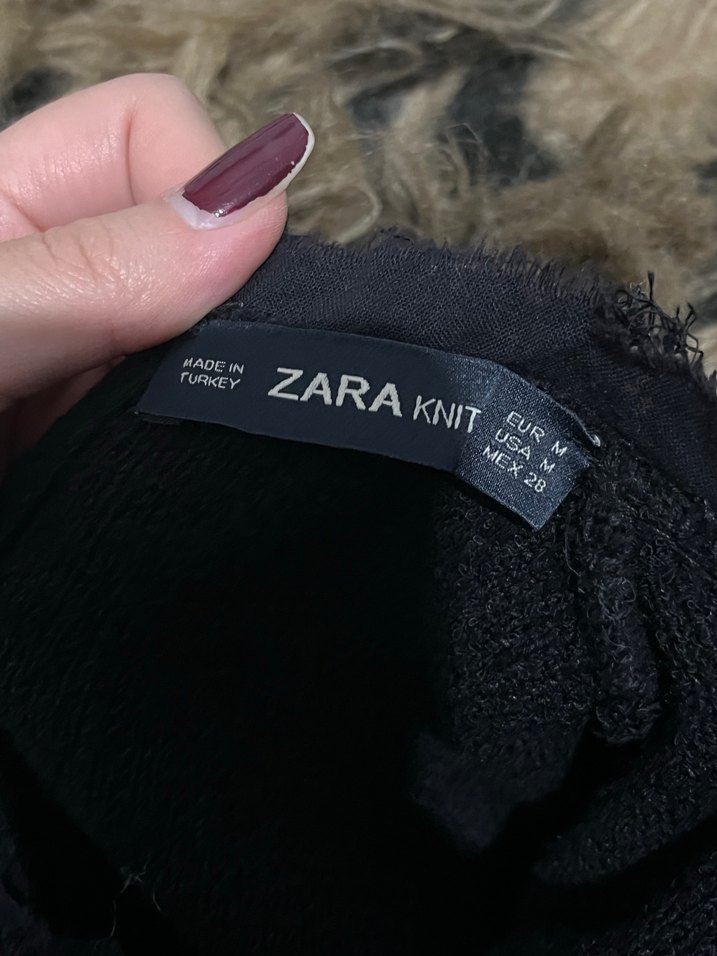 Siyah Tüylü Kısa Kollu Midi Triko Elbise - Görsel 4