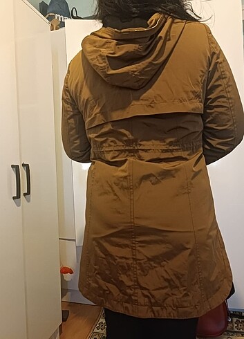 Zara Mevsimlik trençkot 