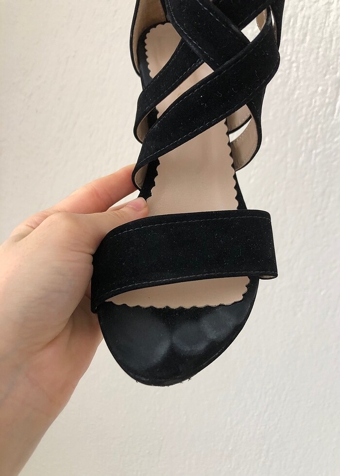 Topuklu ayakkabı - Görsel 3