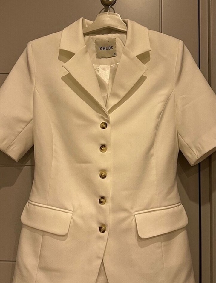 Kadın Beyaz Kısa Kollu Düğmeli Blazer - Görsel 4