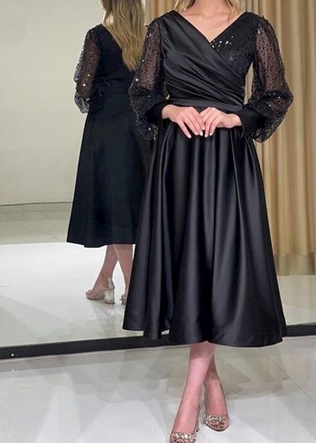 Uzun Siyah Drapeli V Yaka Abiye Elbise - Görsel 2