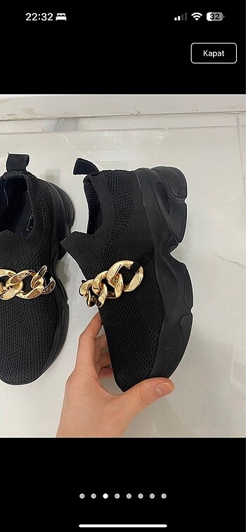 Zincir detaylı spor ayakkabı - Görsel 3