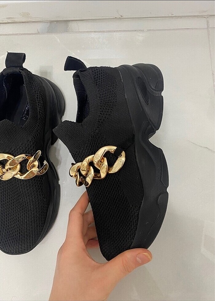 Zincir detaylı spor ayakkabı - Görsel 3