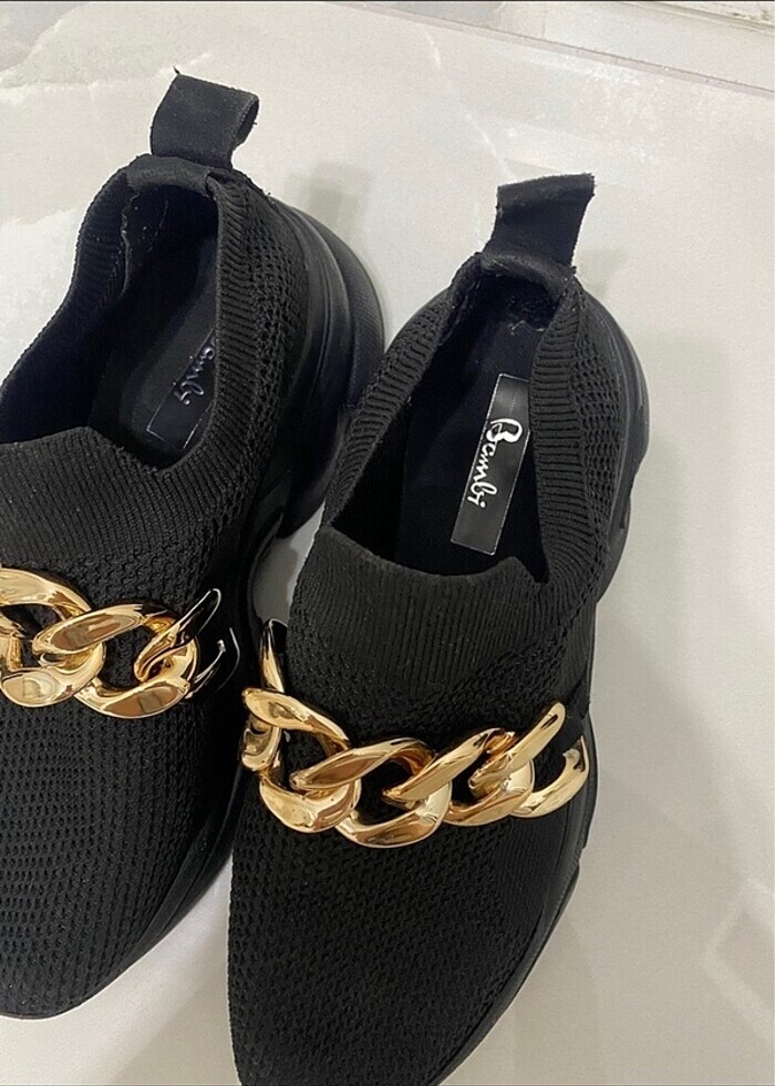 Zincir detaylı spor ayakkabı - Görsel 2