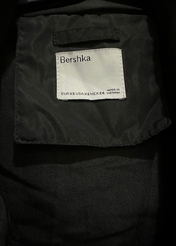 Bershka oversize şişme yelek - Görsel 5