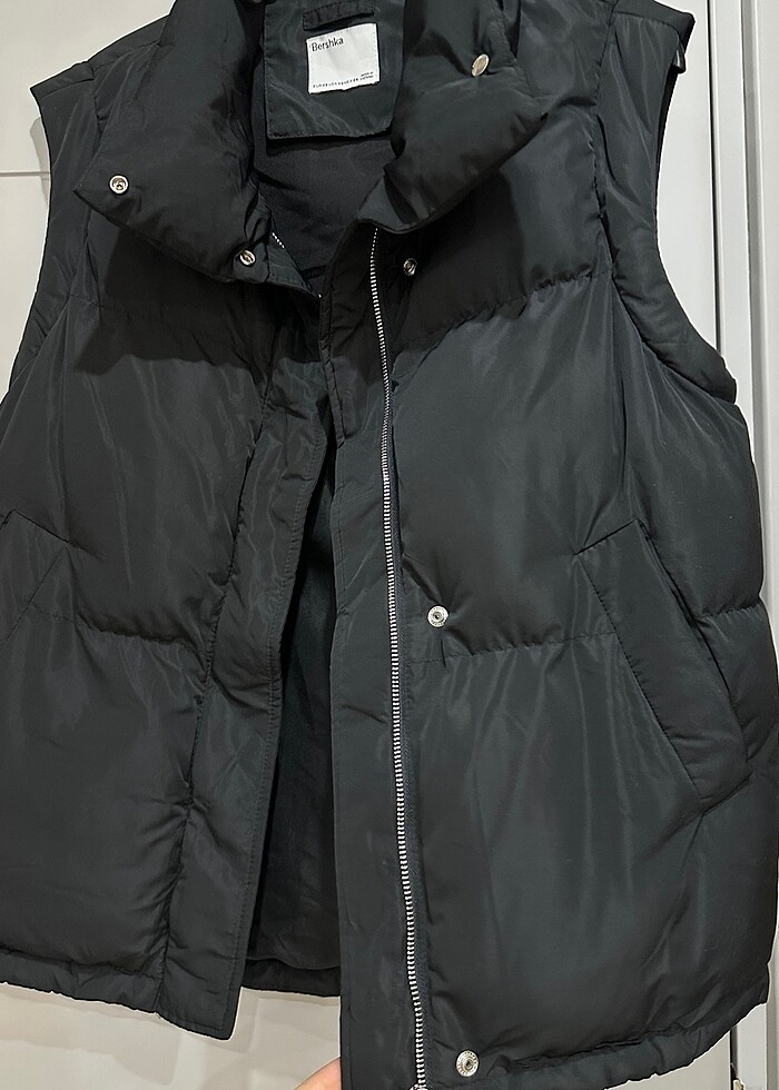 Bershka oversize şişme yelek - Görsel 4