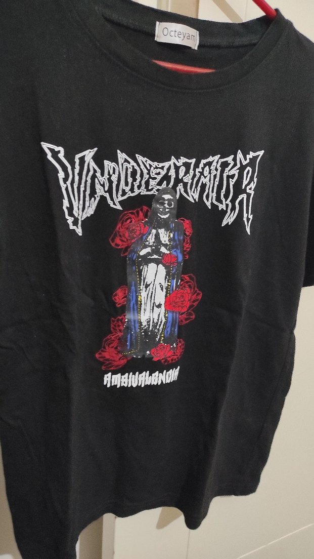 Siyah Baskılı Gotik Kadın Tişört - Görsel 2