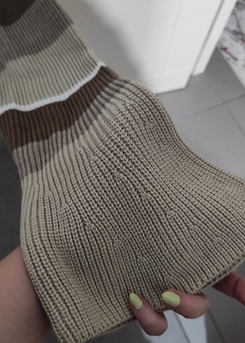 Bej Çizgili Kadın Triko Kazak - Görsel 4