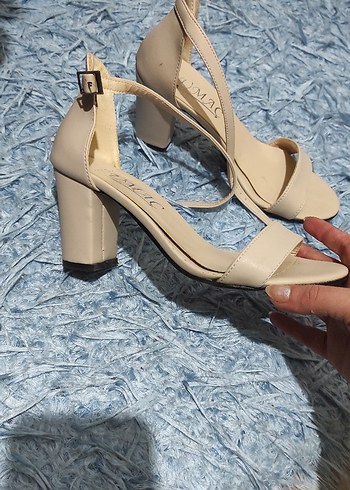 topuklu ayakkabı - Görsel 3