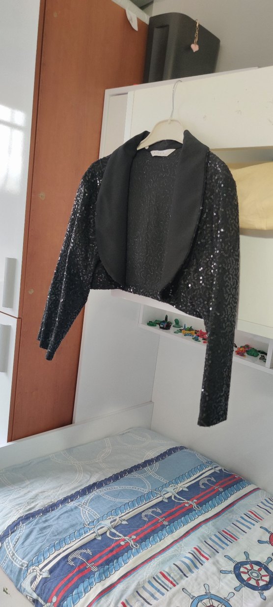 Kız Çocuk Siyah Payetli Uzun Kollu Bolero - Görsel 2