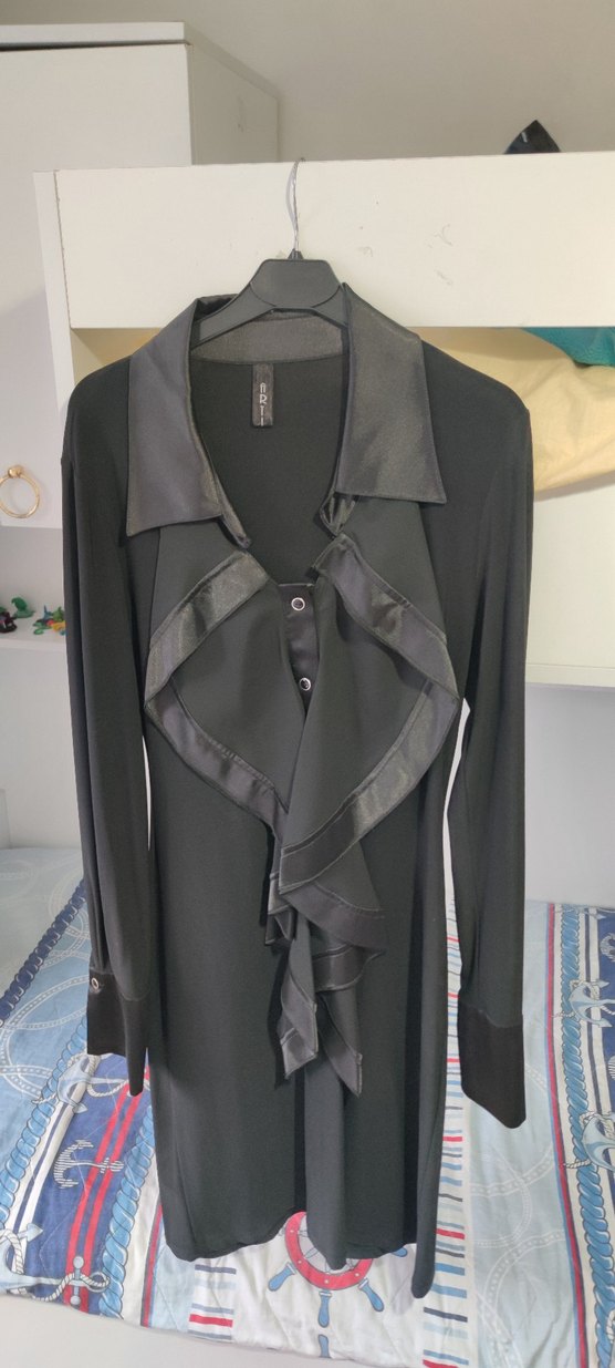 Önden Drapeli Siyah Uzun Kadın Elbise - Görsel 3