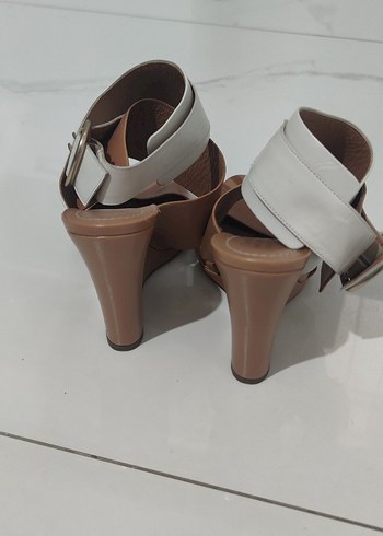 Bej Platform Topuklu Kadın Sandalet - Görsel 4