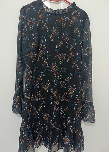 Uzun Kollu, Yüksek Yakalı Çiçek Desenli Midi Elbise - Görsel 8