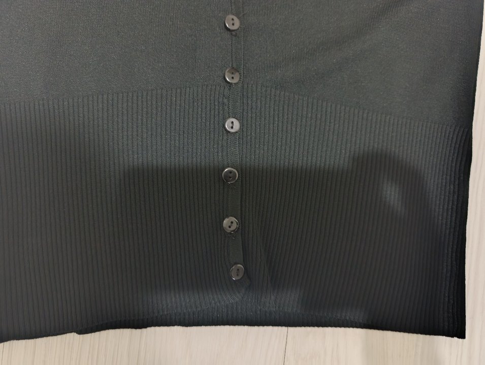 Esprit Düğmeli Siyah V Yakalı Kadın Hırka - Görsel 5