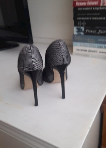 37 Beden siyah Renk Siyah beyaz kareli deri detsylı Stiletto Topuklu Kadın Ayakkabı