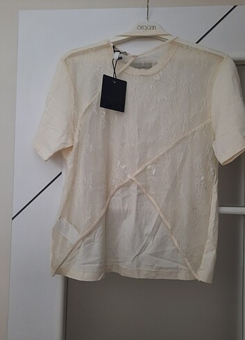 Arkasi dantel bluz - Görsel 2