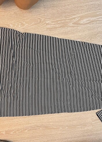 Bileklere kadar uzun elbise - Görsel 4