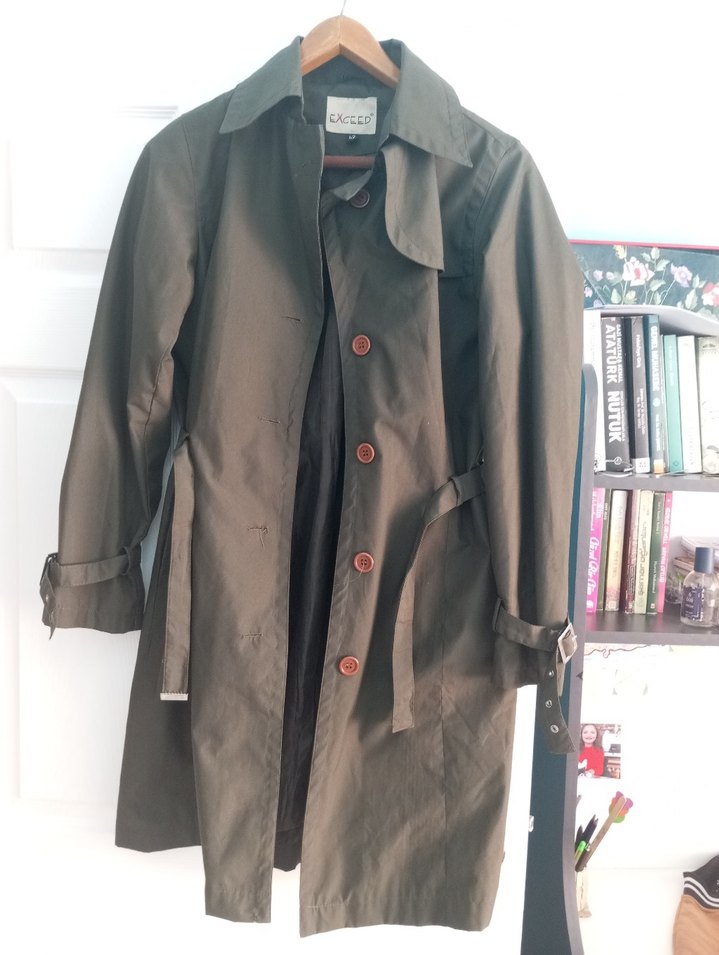 Düğmeli Kahverengi Midi Trençkot - Görsel 2