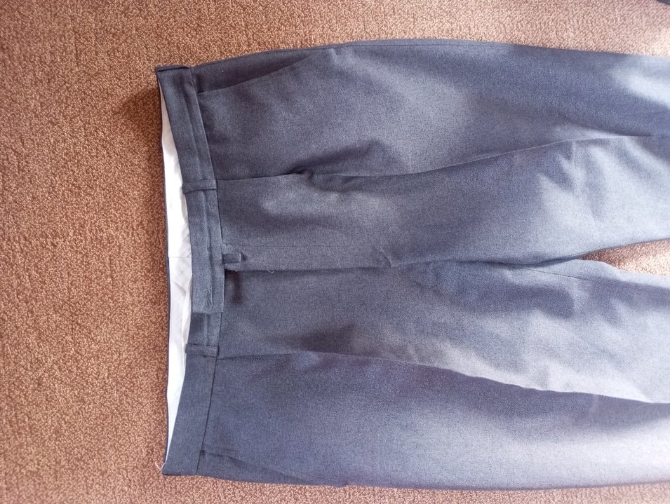 Kadın gri kumaş pantolon, Kemerli, Normal Boy - Görsel 2