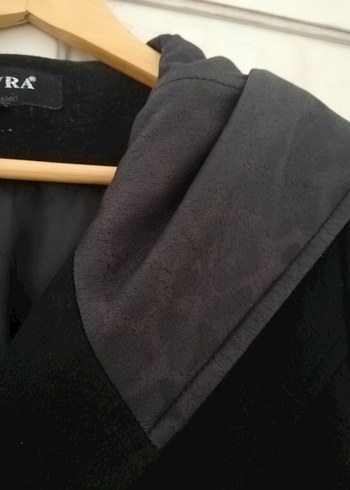 Kayra Siyah Kadın Uzun Yün Kaban - Görsel 4