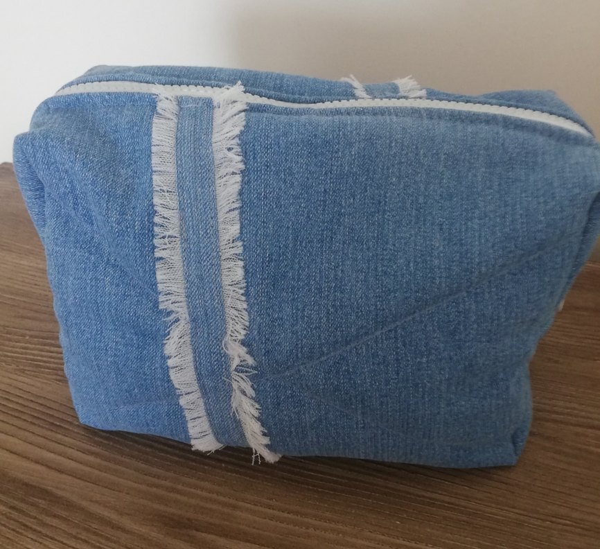 Mavi Kot Kumaş Fermuarlı Makyaj Çantası - Görsel 2