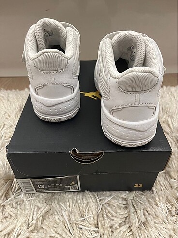 31 Beden beyaz Renk Nike Jordan jordan max aura 4 basketbol spor ayakkabısı