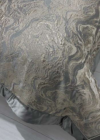 Gri Nakışlı Yatak Örtüsü - Görsel 5