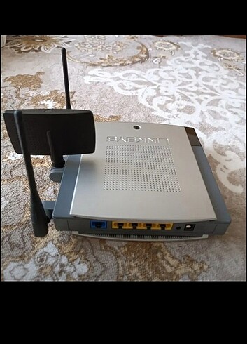 Wireless modem LİNKSYS WRT300N Wireless Routher - Görsel 2