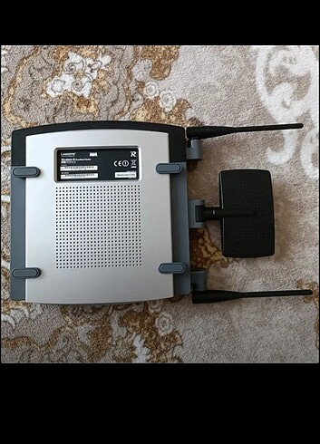 Wireless modem LİNKSYS WRT300N Wireless Routher - Görsel 3