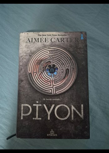 Piyon - Aimée Carter