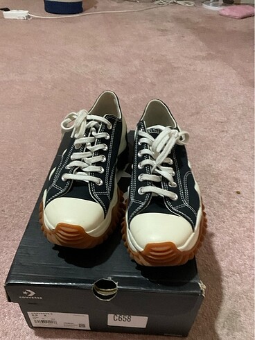 Converse runstar motion