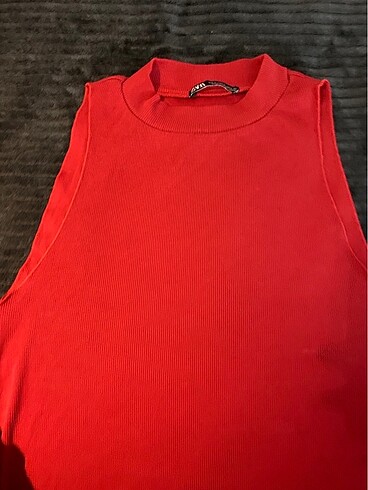 Zara Kırmızı Crop Top