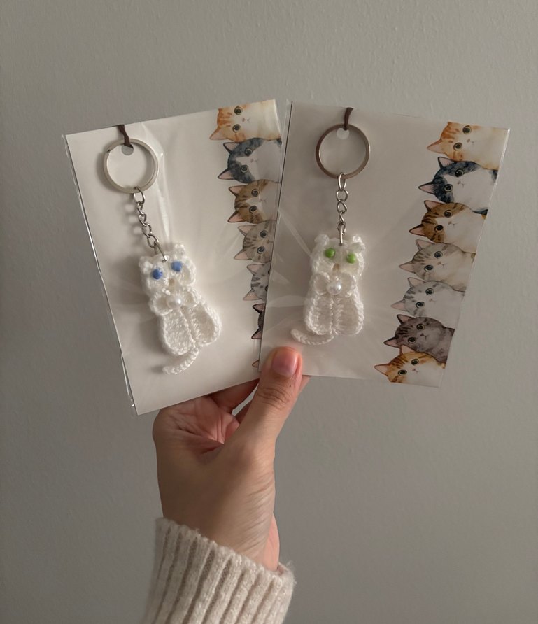 Boncuklu Beyaz kedi  Anahtarlık adet 22 tl - Görsel 2