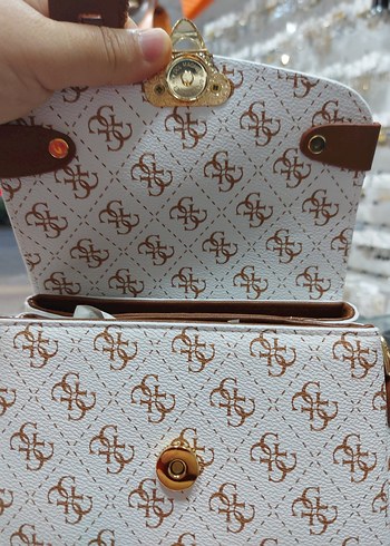 Beden beyaz Renk #guess #askılı #canta