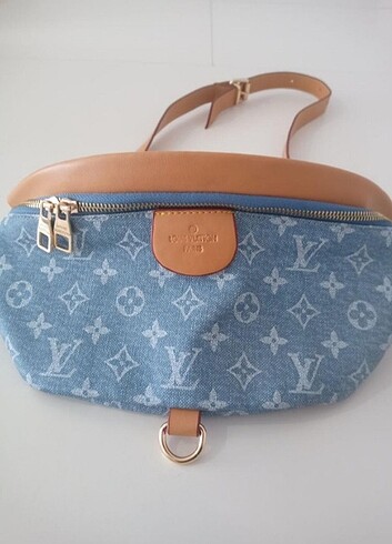 Louis Vuitton kadın çapraz çanta 
