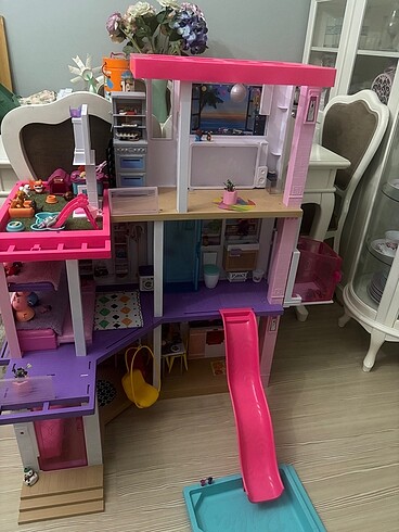Barbie ev