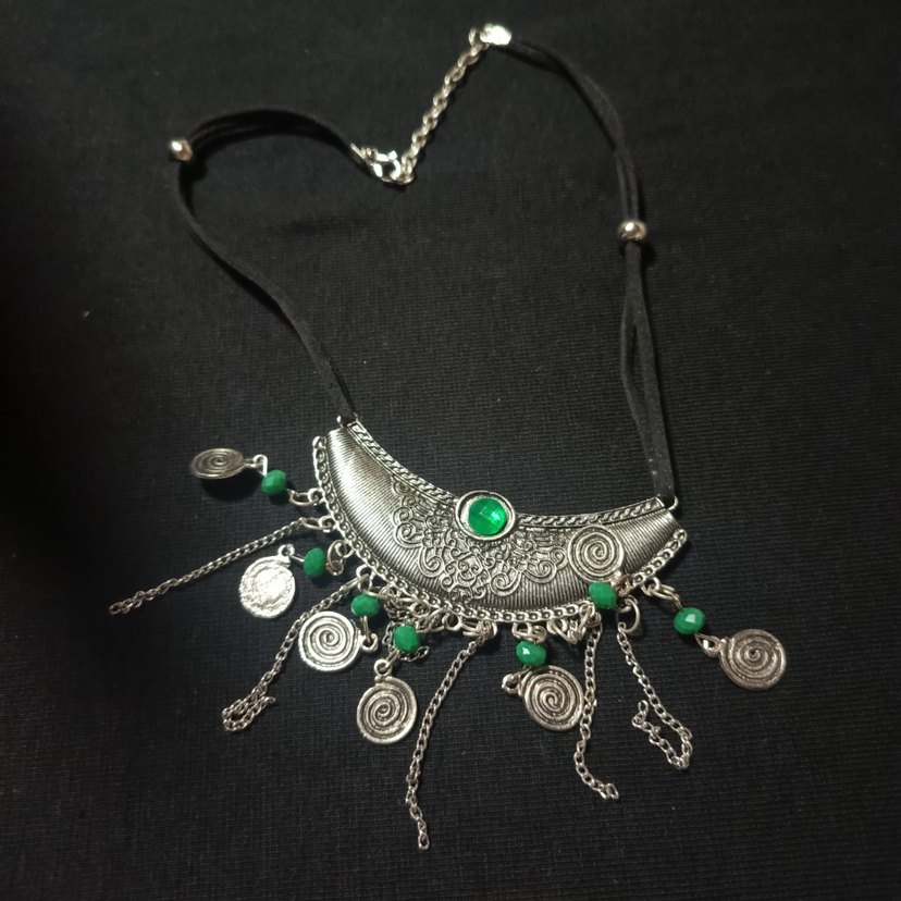 Uzun Zincir Detaylı Yeşil Bohem Kolye - Görsel 4