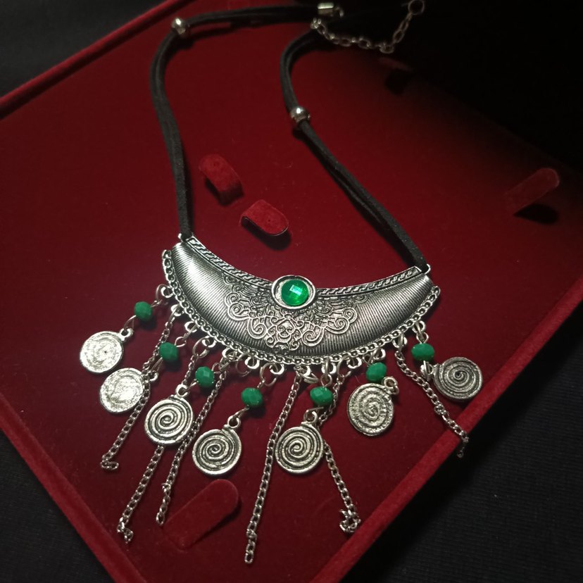 Uzun Zincir Detaylı Yeşil Bohem Kolye - Görsel 3