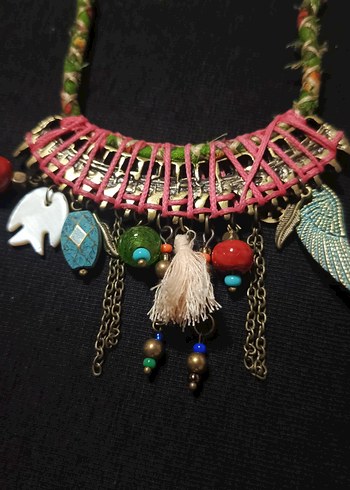 Uzun Renkli Boncuklu Bohem Kadın Kolye - Görsel 3