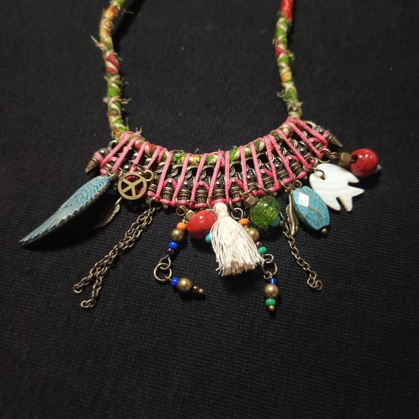 Uzun Renkli Boncuklu Bohem Kadın Kolye - Görsel 4