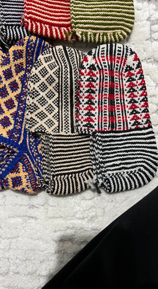 Çok Renkli Desenli  el örgüsü patik - Görsel 5