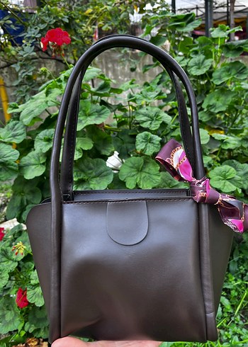 Bordo Kadın Deri Tokalı Çanta - Görsel 12