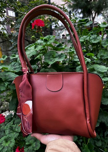 Bordo Kadın Deri Tokalı Çanta - Görsel 5