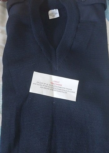 V Yaka Mavi Erkek Yün Kazak - Görsel 4